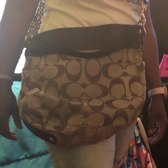 Authentic Large Hobo Coach Bag - Picture 1 of 8